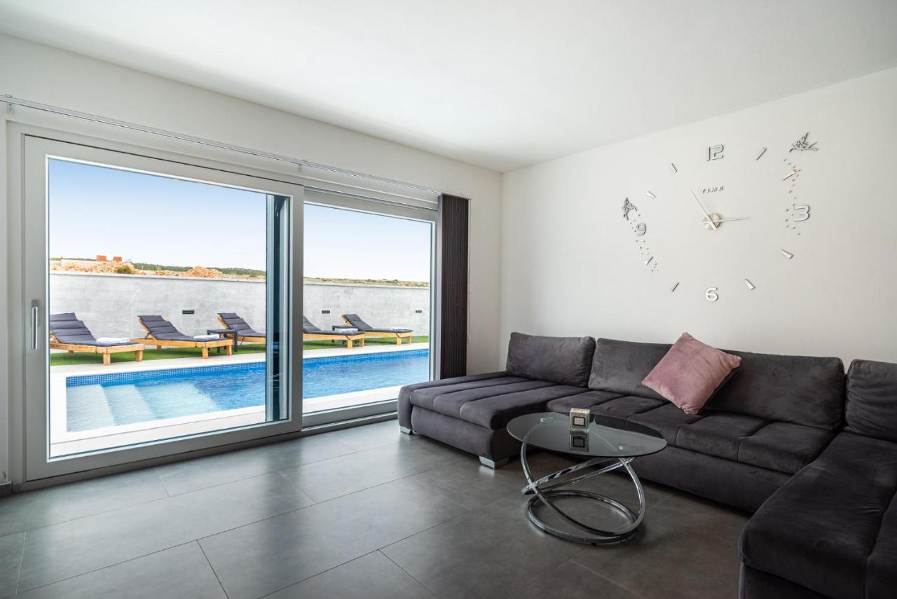 Luxury Villa Noemi Ražanac Eksteriør bilde